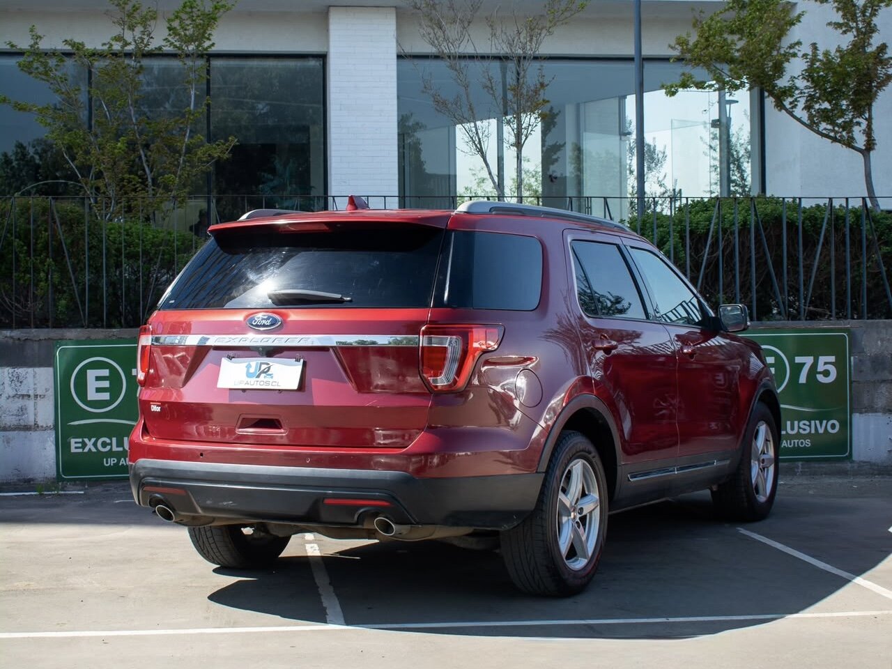 Ford Explorer 4