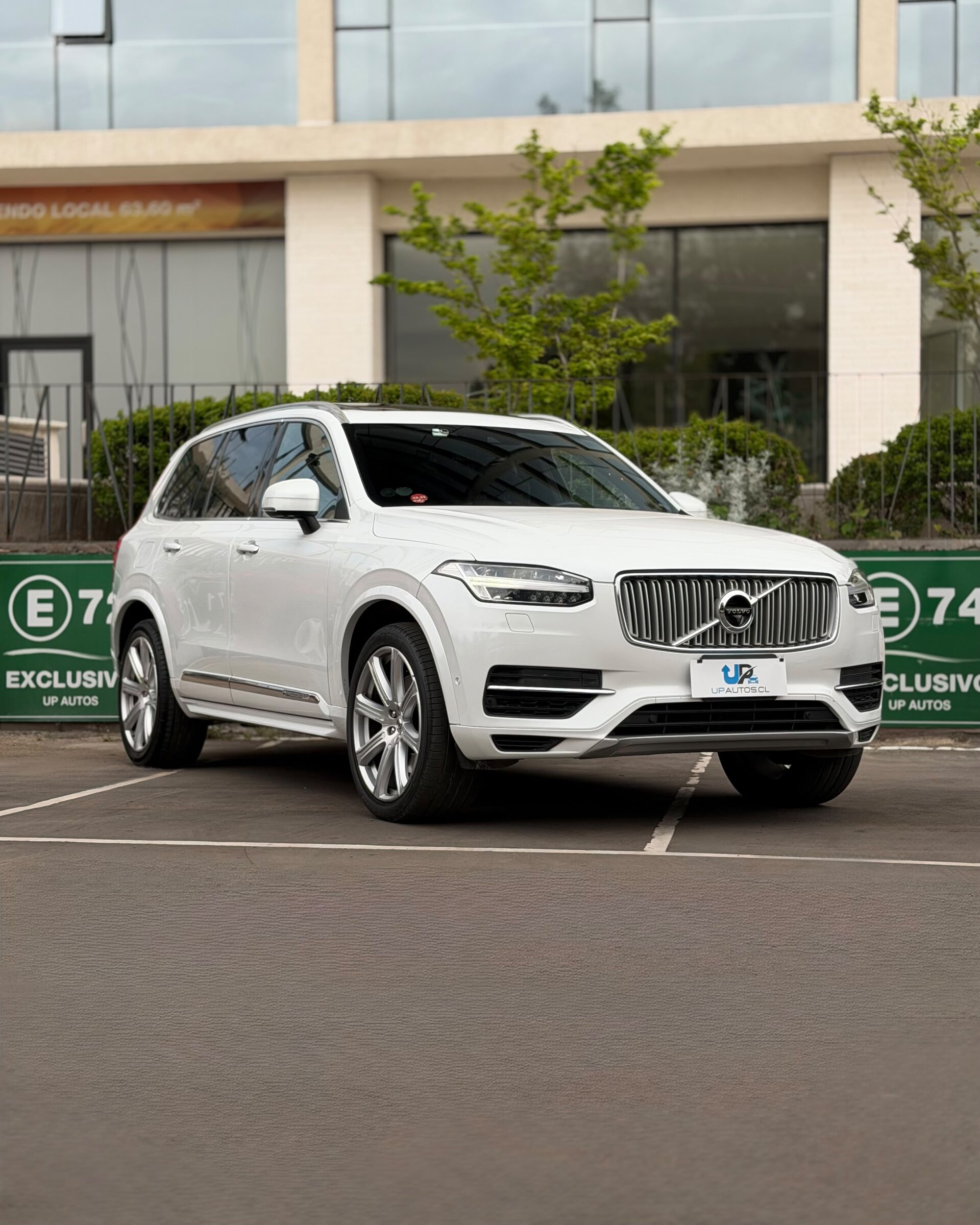 Volvo XC90 4