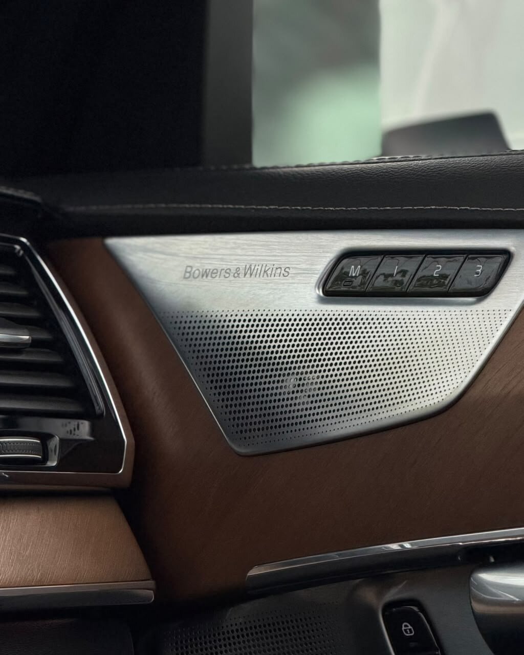 Volvo XC90 14
