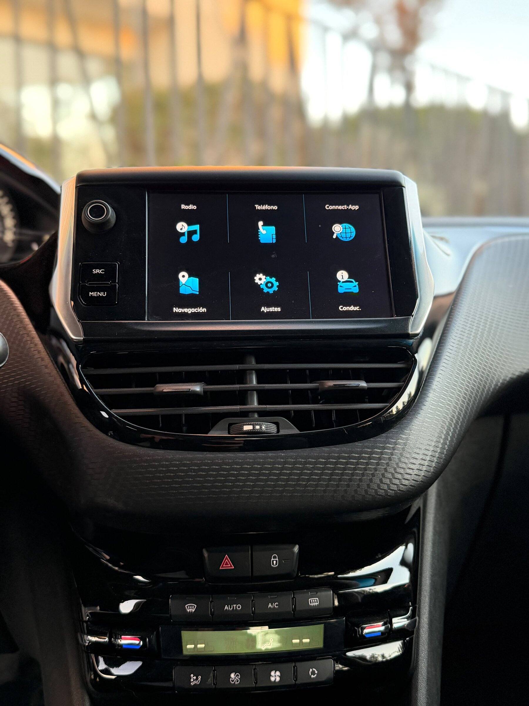 Peugeot 2008 9