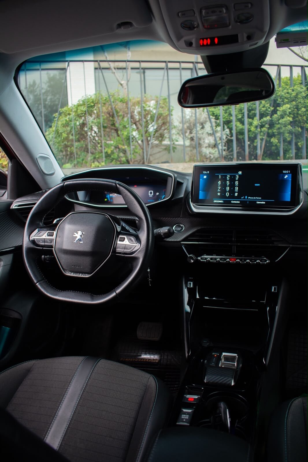 Peugeot 2008 5