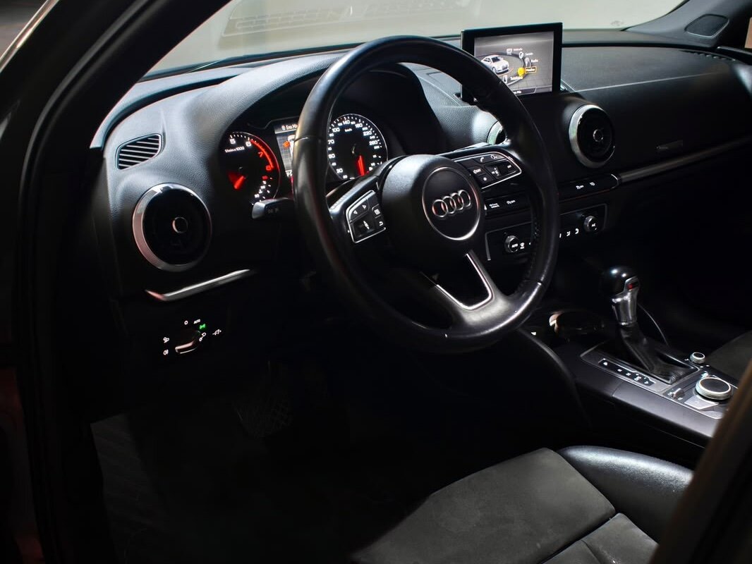 Audi A3 6