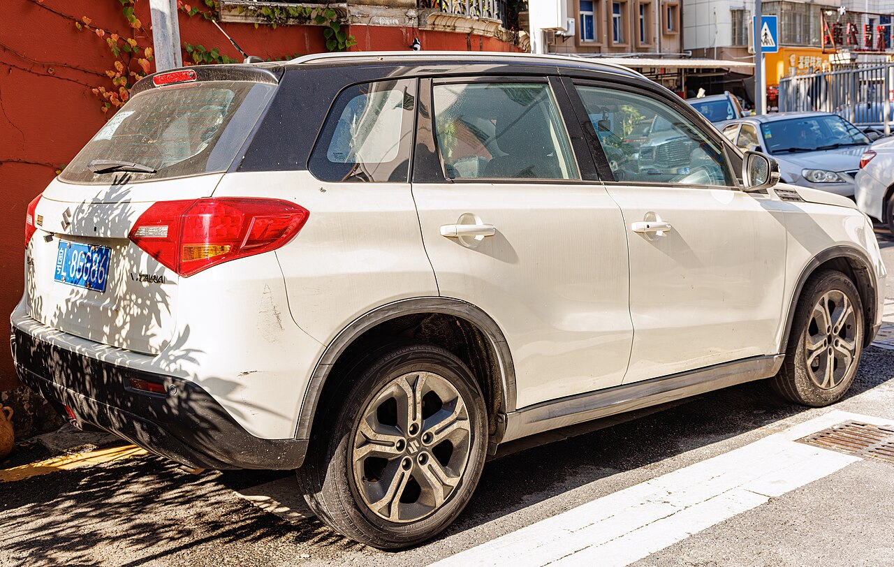 Suzuki Vitara 2